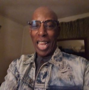 Meet your Posher, Larry